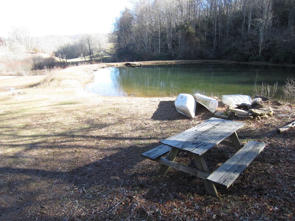 Arrowmont Stables & Cabins Cullowhee Extérieur photo