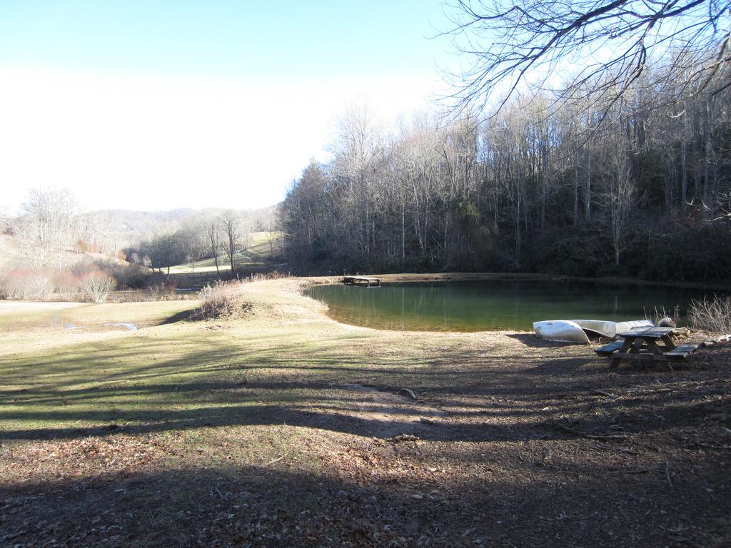 Arrowmont Stables & Cabins Cullowhee Extérieur photo
