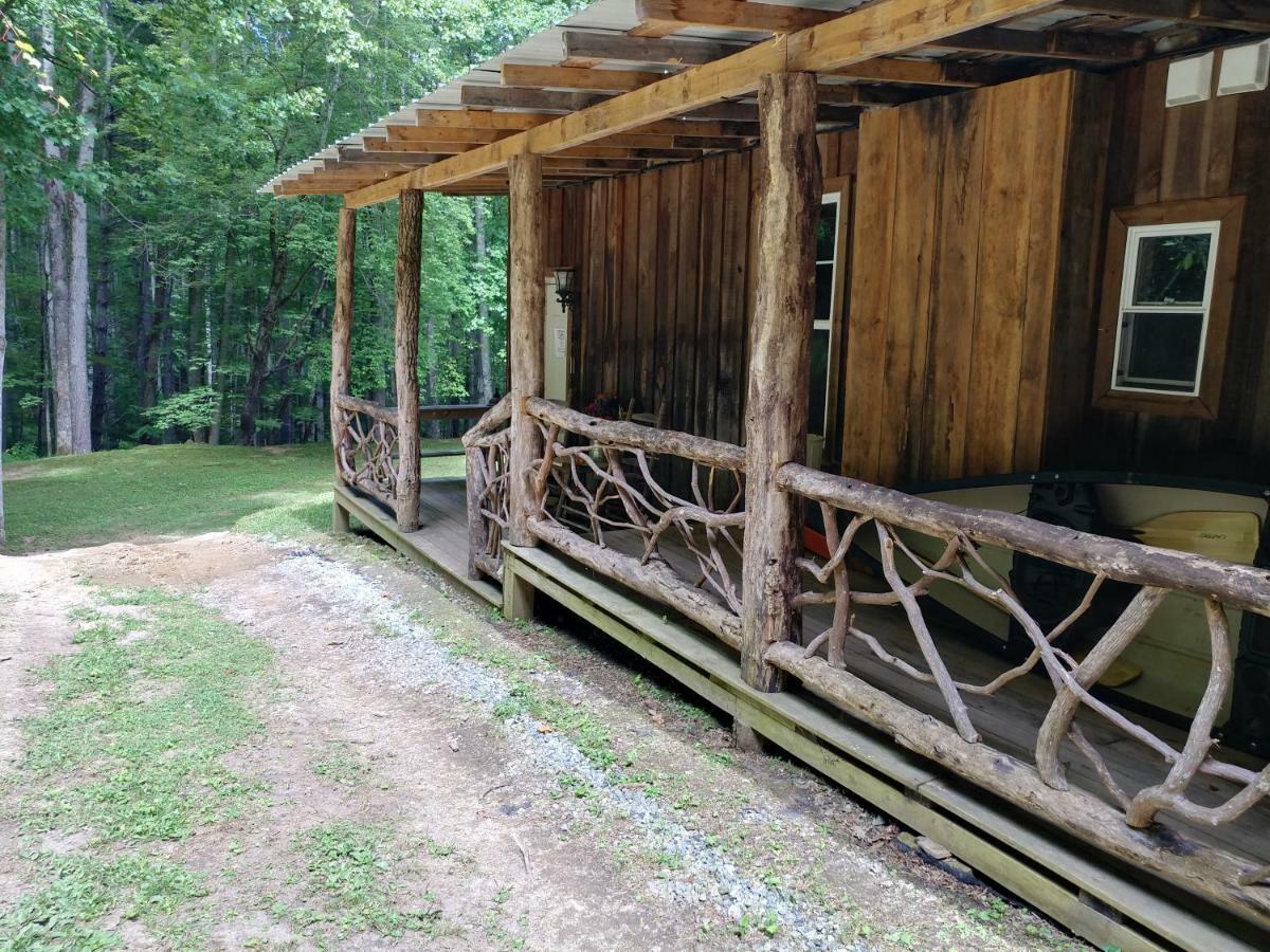 Arrowmont Stables & Cabins Cullowhee Extérieur photo